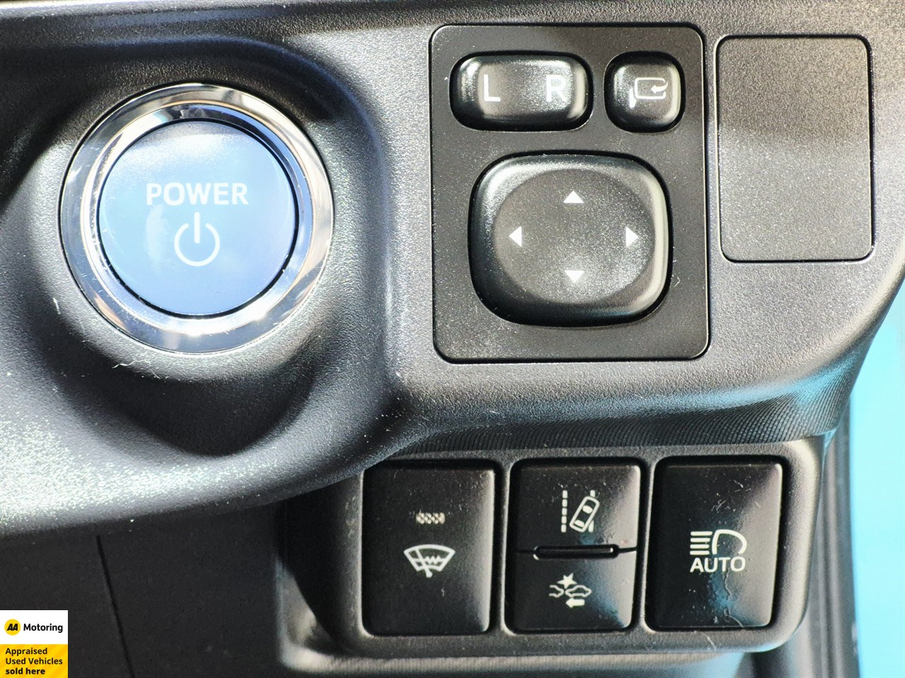 2017 Toyota Aqua