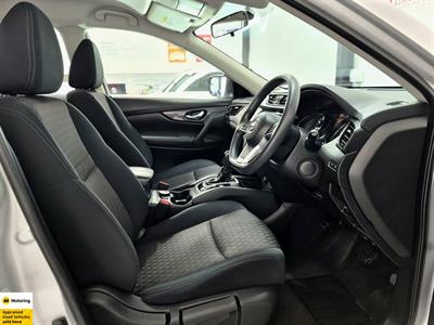 2021 Nissan X-Trail - Thumbnail