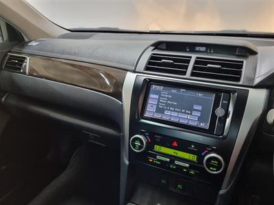 2013 Toyota Camry - Thumbnail