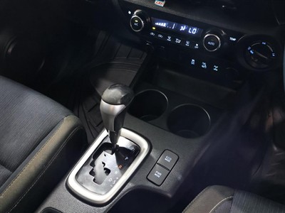 2017 Toyota Hilux - Thumbnail