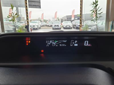 2015 Toyota Aqua - Thumbnail