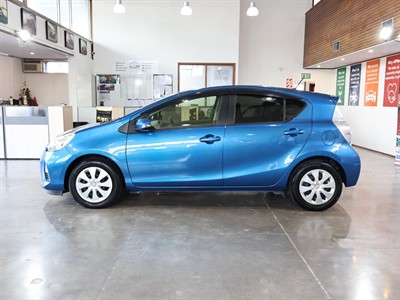 2014 Toyota Aqua - Thumbnail