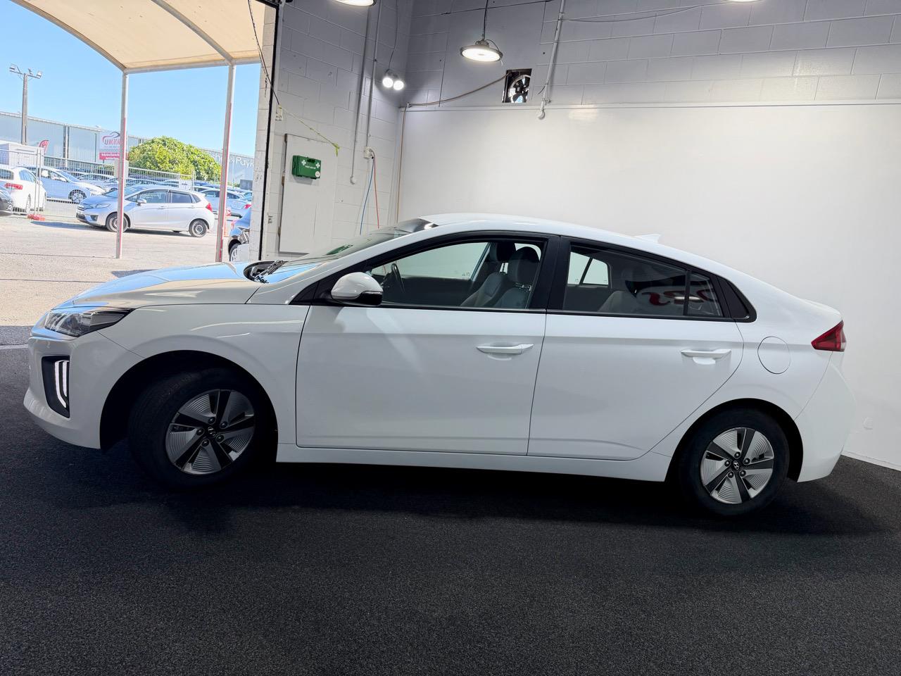 2022 Hyundai IONIQ