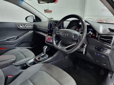 2022 Hyundai IONIQ - Thumbnail