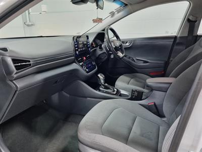 2022 Hyundai IONIQ - Thumbnail