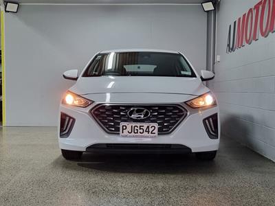 2022 Hyundai IONIQ - Thumbnail