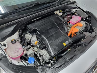 2022 Hyundai IONIQ - Thumbnail