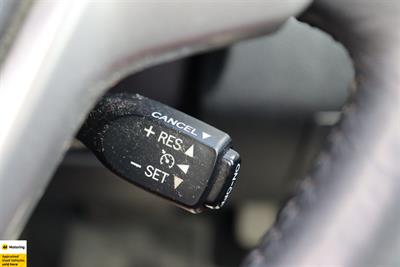 2015 Toyota Highlander - Thumbnail