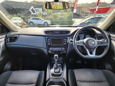 2022 Nissan X-Trail - Thumbnail