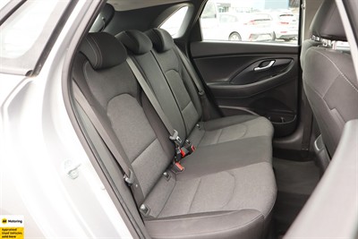 2022 Hyundai i30 - Thumbnail