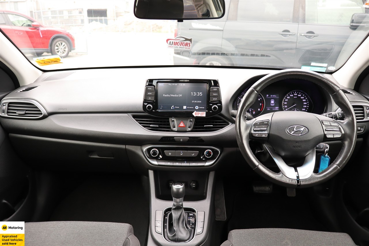 2022 Hyundai i30