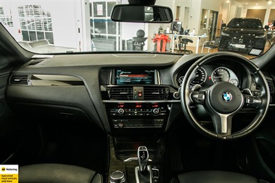 2017 BMW X4 - Thumbnail