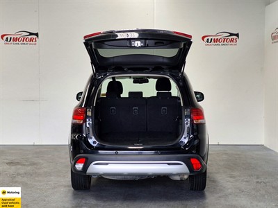 2021 Mitsubishi Outlander - Thumbnail