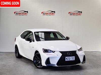 2020 Lexus IS 300 - Thumbnail