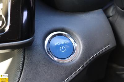 2022 Toyota Highlander - Thumbnail