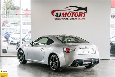 2013 Toyota 86 - Thumbnail