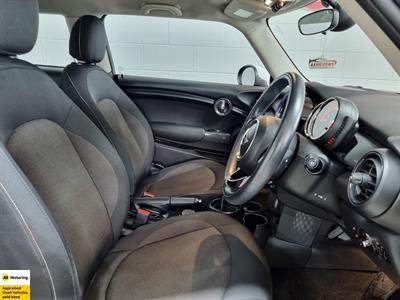 2016 Mini Cooper - Thumbnail