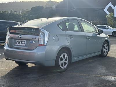 2012 Toyota Prius - Thumbnail