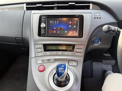 2012 Toyota Prius - Thumbnail