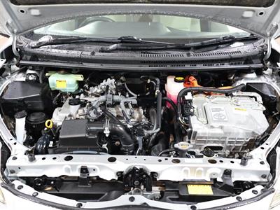 2014 Toyota Aqua - Thumbnail