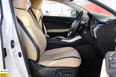 2015 Lexus NX 300h - Thumbnail