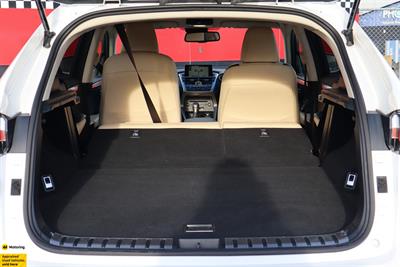 2015 Lexus NX 300h - Thumbnail