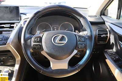2015 Lexus NX 300h - Thumbnail