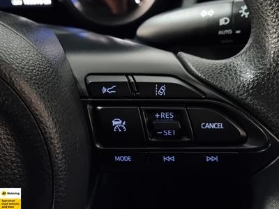 2021 Toyota YARIS CROSS - Thumbnail