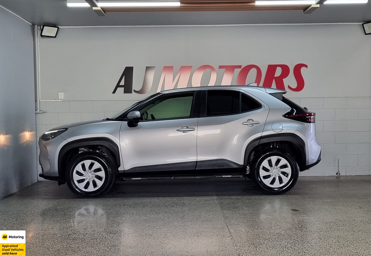 2021 Toyota YARIS CROSS