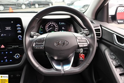2022 Hyundai IONIQ - Thumbnail