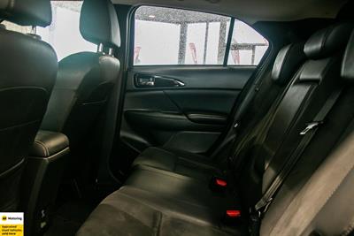 2022 Mitsubishi Eclipse Cross - Thumbnail