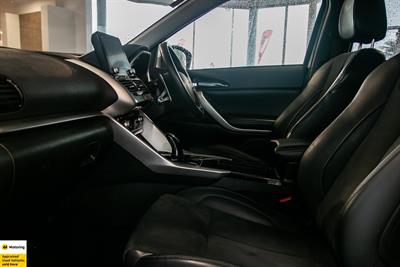 2022 Mitsubishi Eclipse Cross - Thumbnail