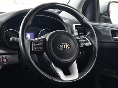 2021 Kia Sportage - Thumbnail