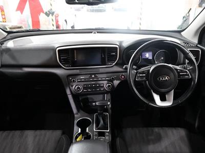 2021 Kia Sportage - Thumbnail