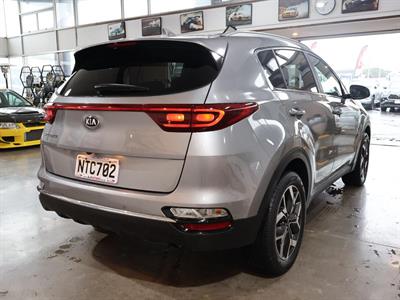 2021 Kia Sportage - Thumbnail