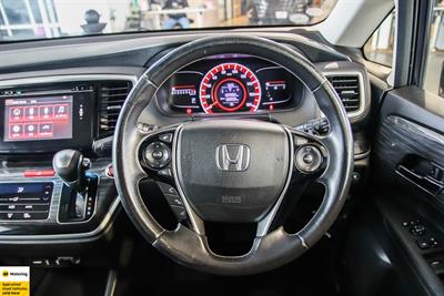 2014 Honda Odyssey - Thumbnail