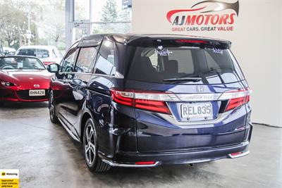 2014 Honda Odyssey - Thumbnail