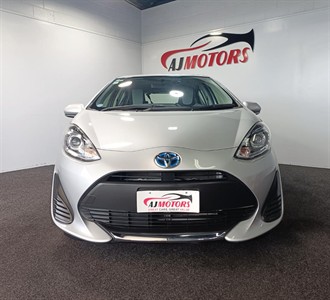 2020 Toyota Aqua - Thumbnail