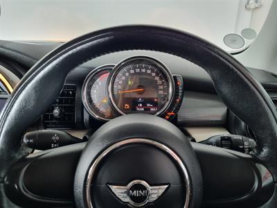 2015 Mini Cooper - Thumbnail