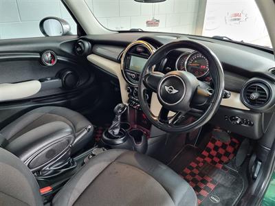 2015 Mini Cooper - Thumbnail