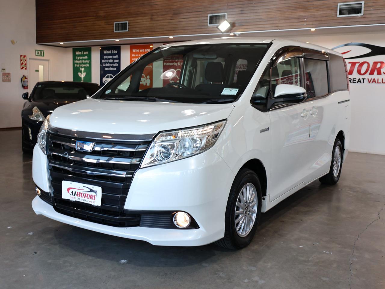 2015 Toyota Noah