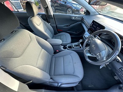 2022 Hyundai IONIQ - Thumbnail