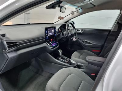 2022 Hyundai IONIQ - Thumbnail