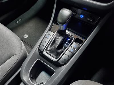 2022 Hyundai IONIQ - Thumbnail