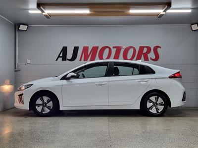 2022 Hyundai IONIQ - Thumbnail