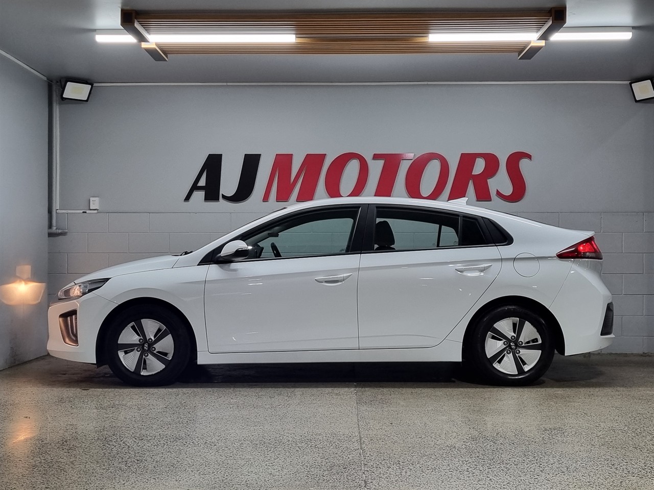2022 Hyundai IONIQ
