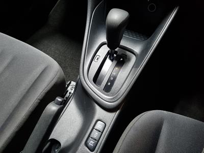 2021 Toyota Yaris - Thumbnail