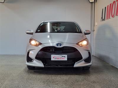 2021 Toyota Yaris - Thumbnail