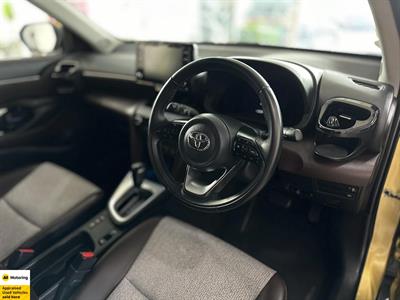 2020 Toyota YARIS CROSS - Thumbnail