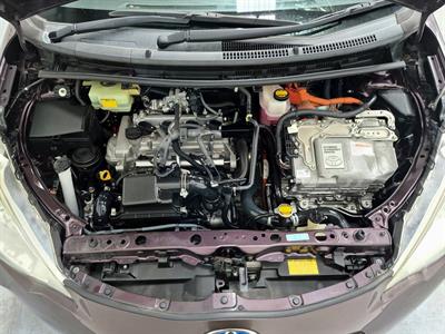 2014 Toyota Aqua - Thumbnail